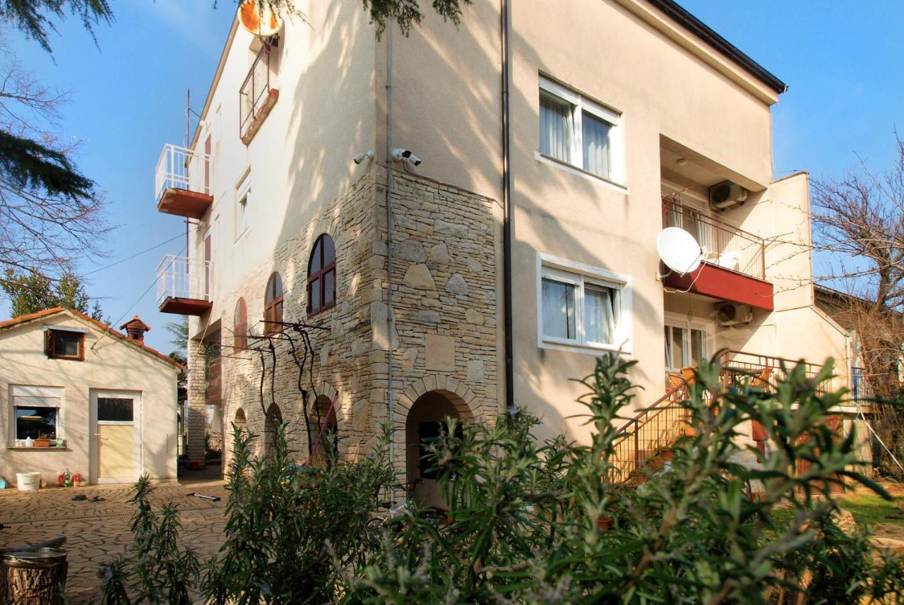 Apartments Mira 1804 Medulin Exterior photo