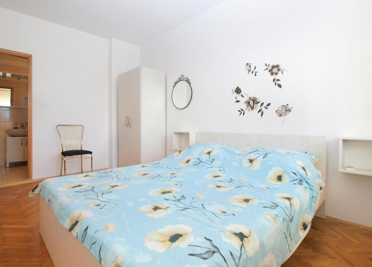 Apartments Mira 1804 Medulin Exterior photo