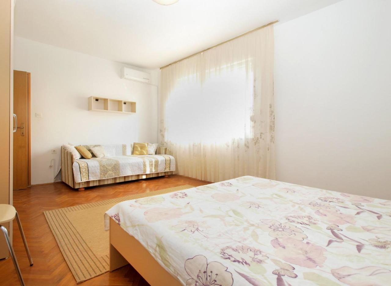 Apartments Mira 1804 Medulin Exterior photo